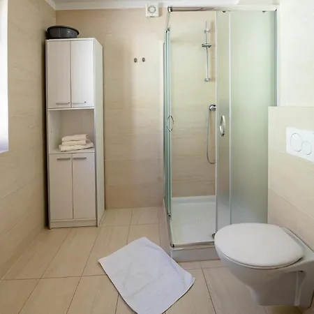 公寓 Apartmaji Pr' Kopavank *