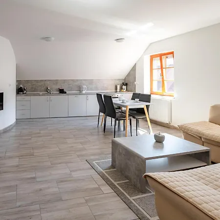 Apartmaji Pr' Kopavank *