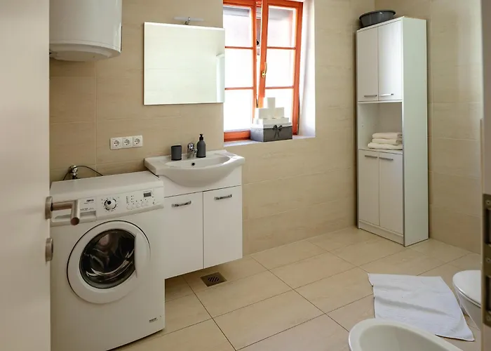 Apartmaji Pr' Kopavank Apartman *